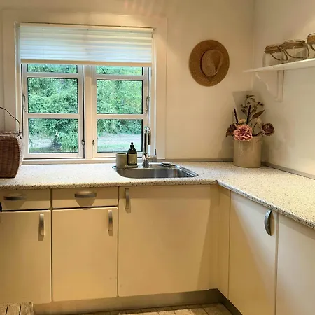 Nyaraló Near Marielyst And Forest *